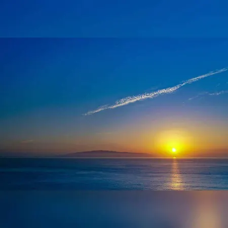Sea View In דירה *
